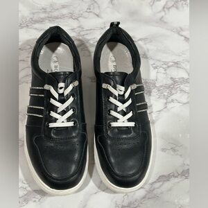 Bonavi black leather embellished sneakers